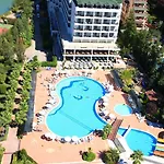 מלון Porto Azzurro Delta אוקורקאלאר