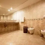 Porto Azzurro Delta מלון